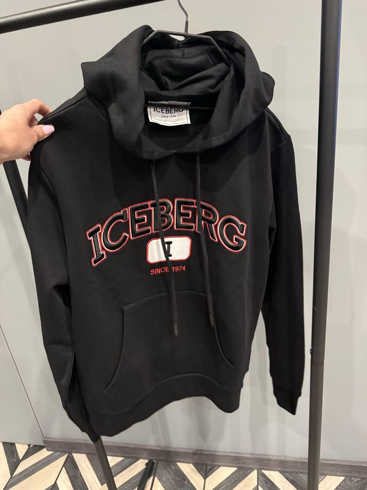 Кофта олимпийка Iceberg