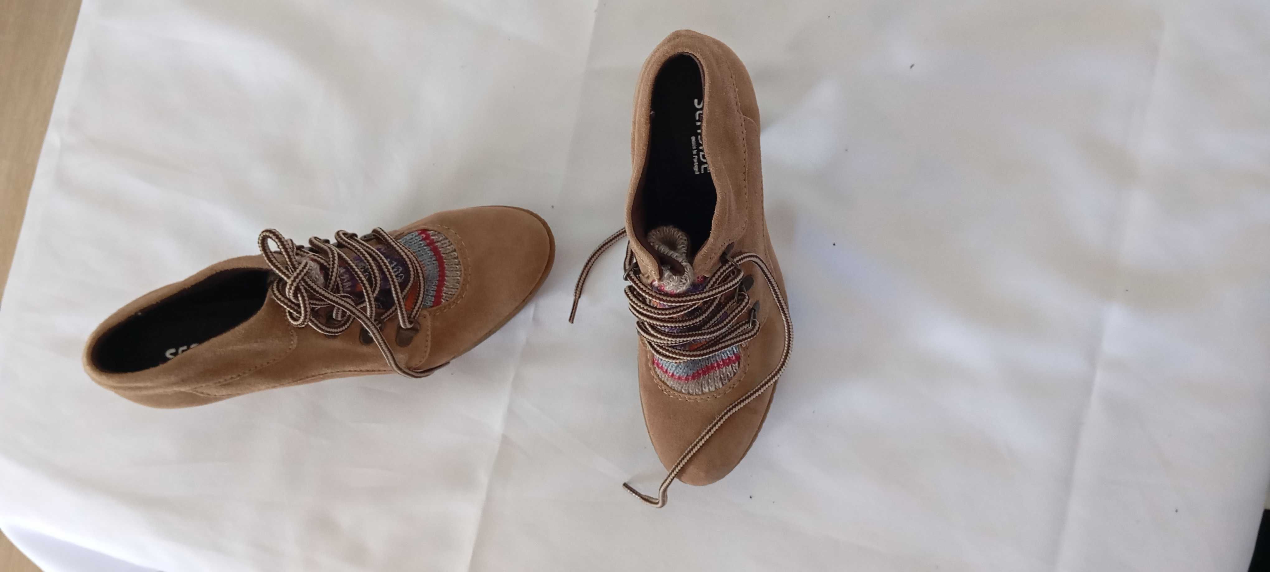 Botins castanhos, NOVOS, nº38