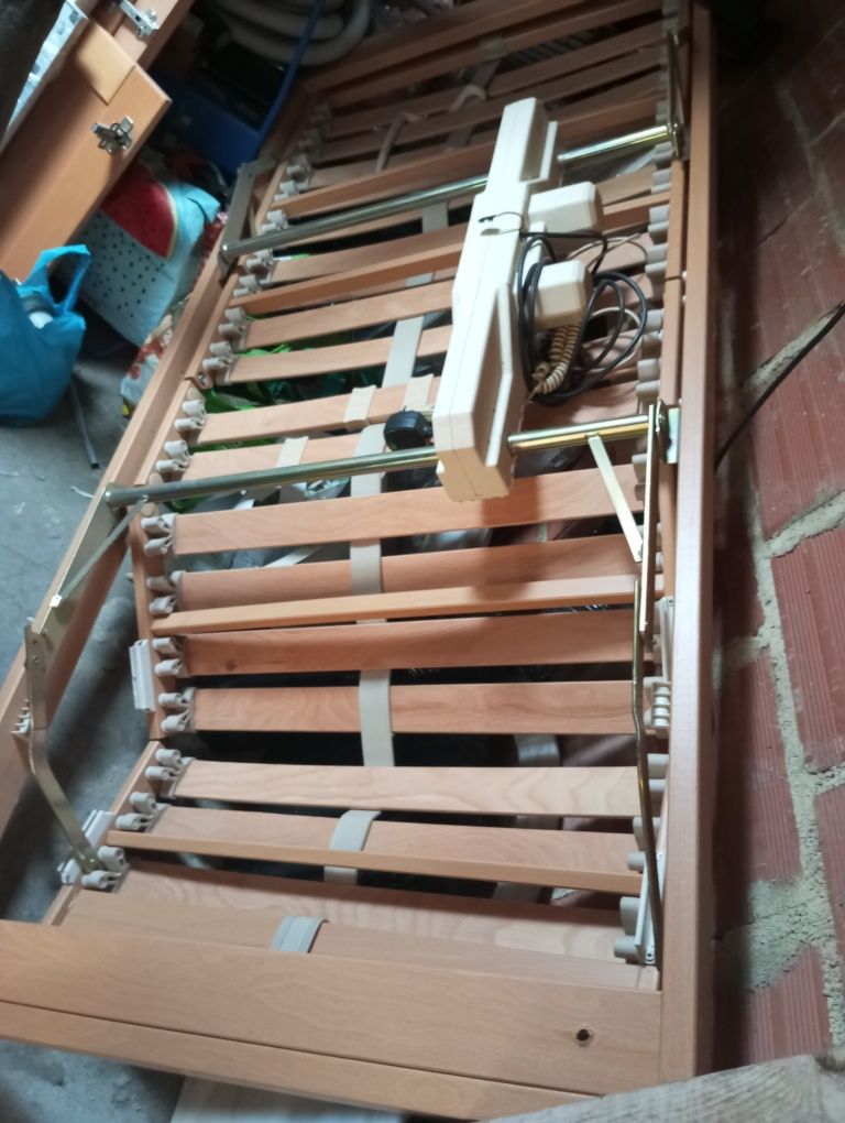 Cama articulada corpo e meio