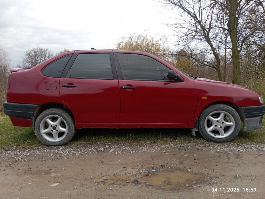 Продам Ceat cordoba 1.4i бензин 1994р