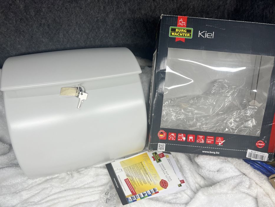 Skrzynka pocztowa Burg Wächter 12800 KIEL 886 W