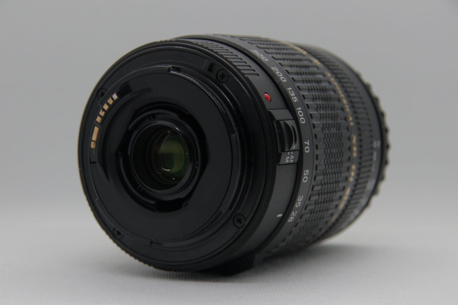 Tamron 28-300mm AF XR Di LD (IF) 1:3.5-6.3 EF