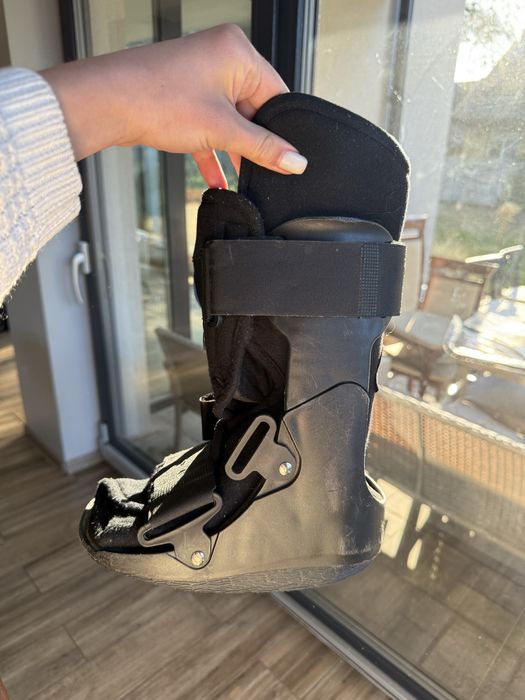 Orteza stopowo-goleniowa niska