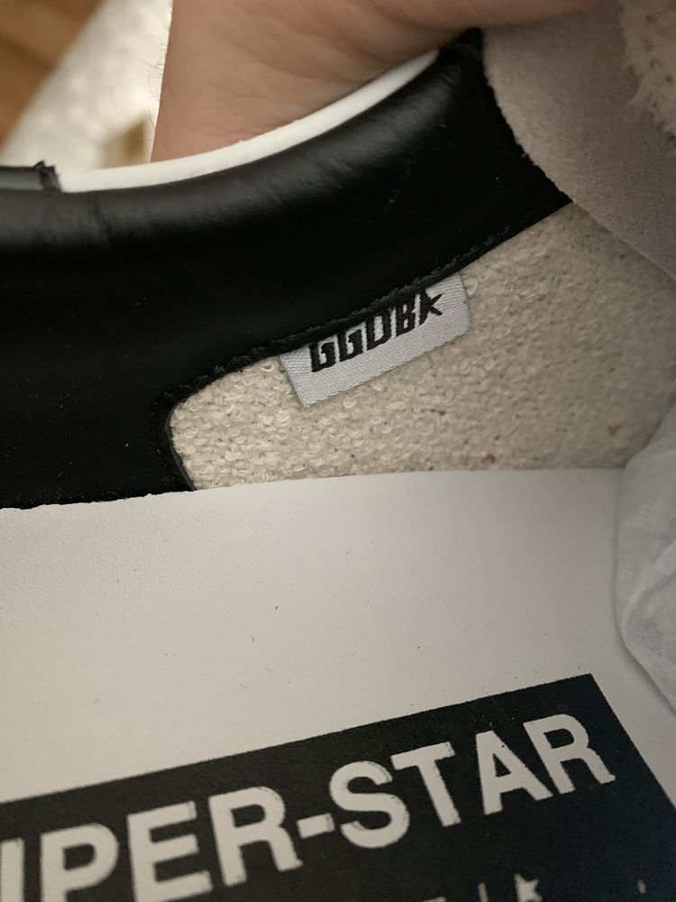 Golden Goose superstar