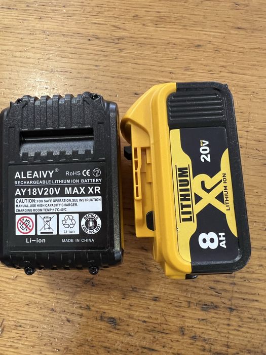 Bateria Dewalt AY18V20V Max XR 20V 8Ah - NOVO
