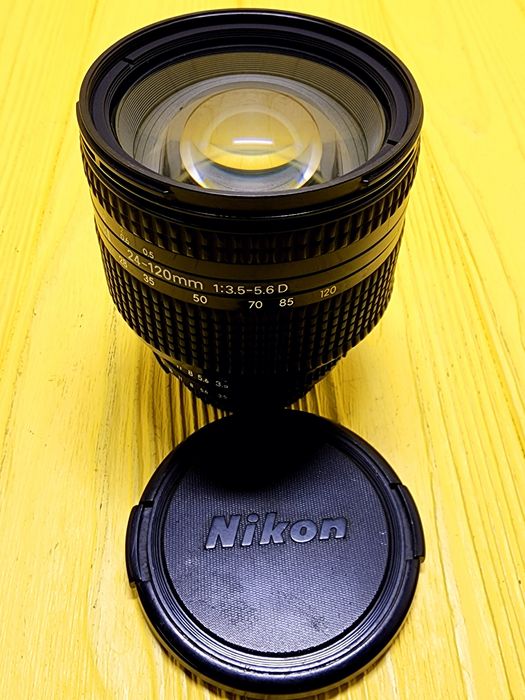 Nikon 24-120mm 1:3.5-5.6D AF Nikkor