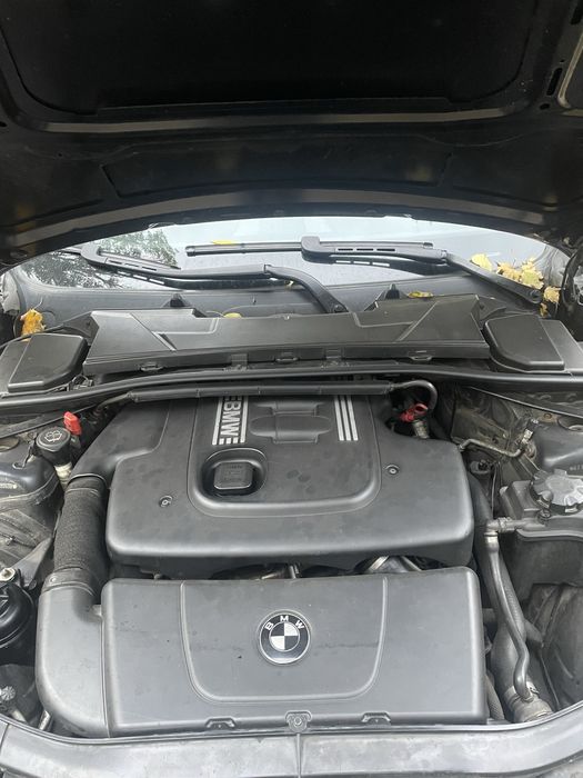 Продаю BMW 320 D e91