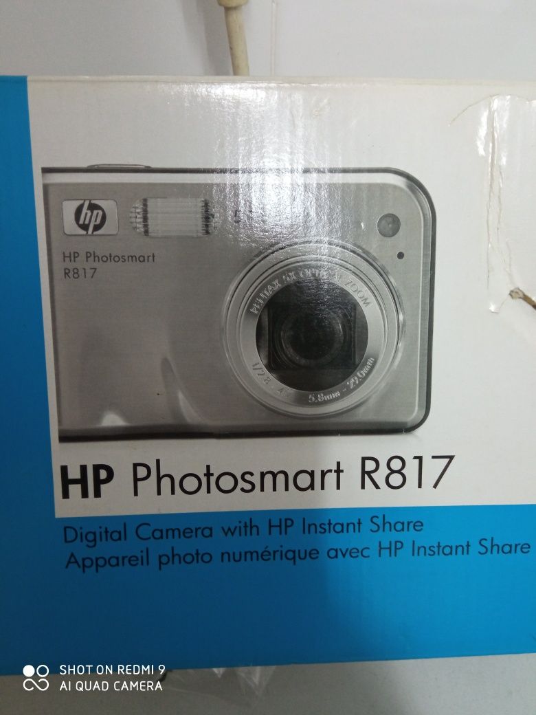 Máquina fotográfica HP R817