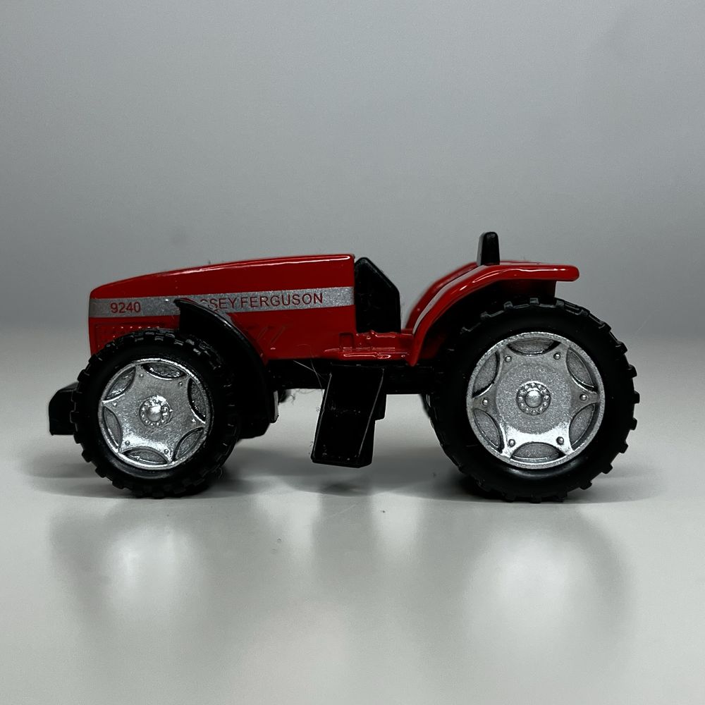 Siku, traktor Massey Ferguson 9240