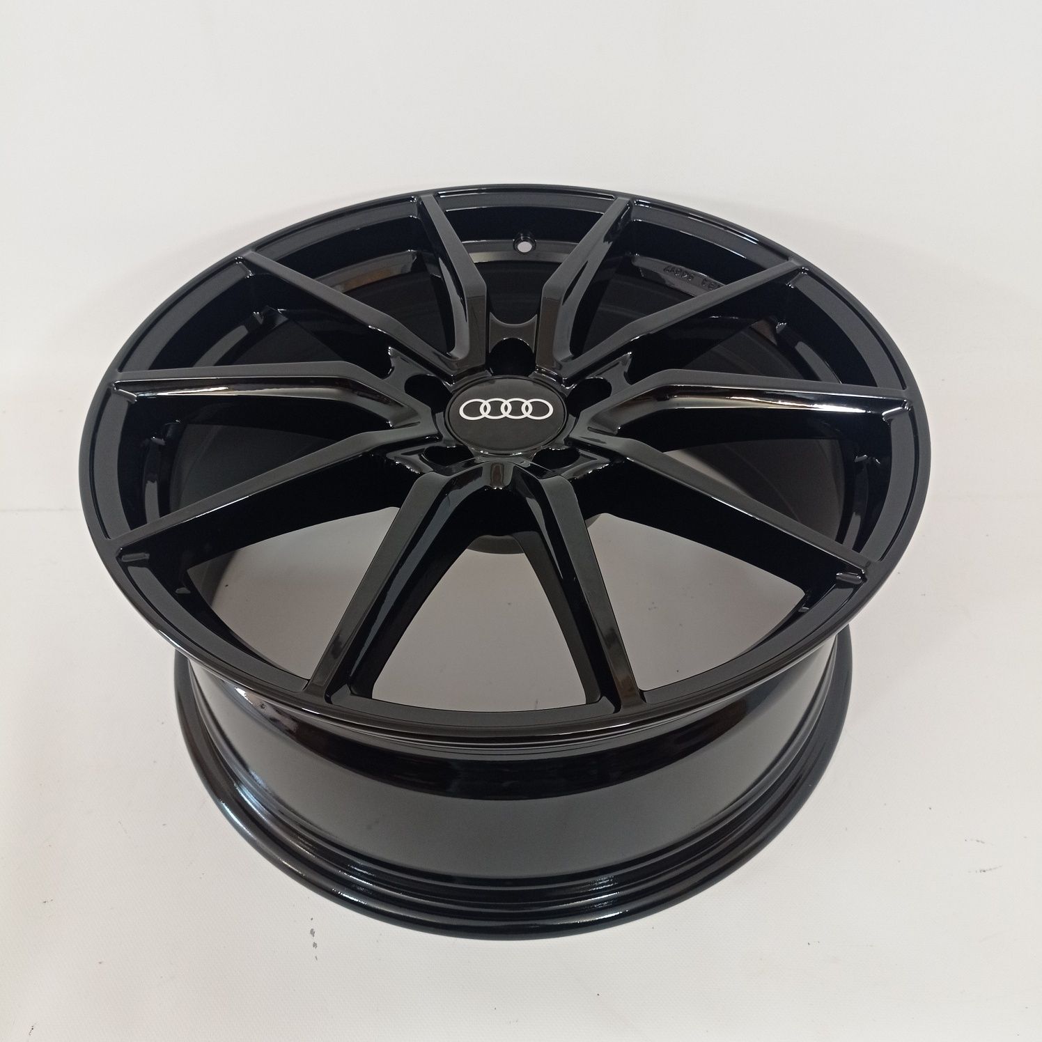 5x112 19" audi a4 b8 b9 a5 a6 c6 c7 c8 a7 q3 q5 q2 rs4 rs5