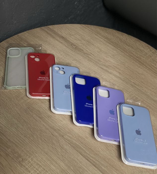 Чохли на iPhone.