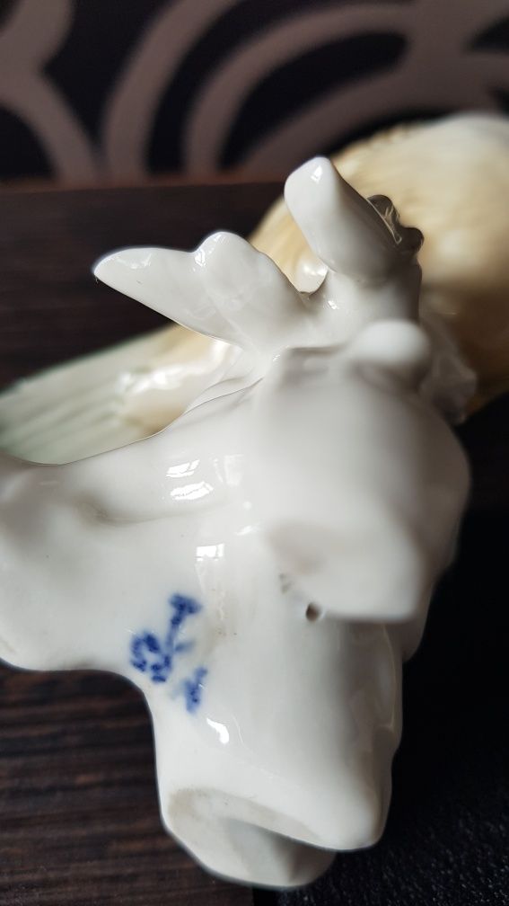 Ptaszek z porcelany figurka Karl ENS uszkodzony