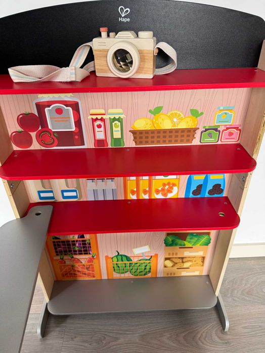 Loja infantil Hape com acessórios