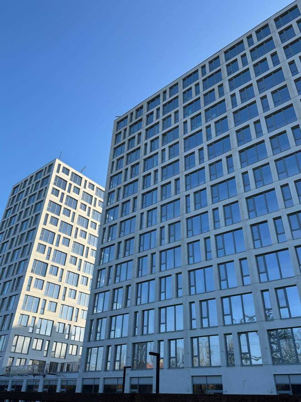 Продам видовую 3-4к квартиру в ЖК Вертикаль/Новобудова