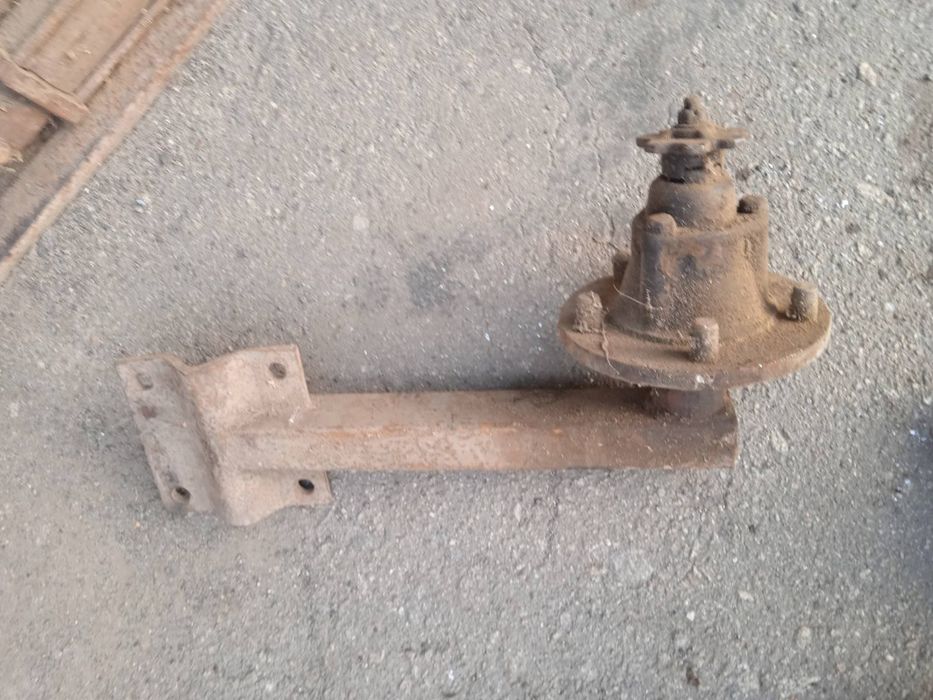 Продам стойку опорного колеса культиватора