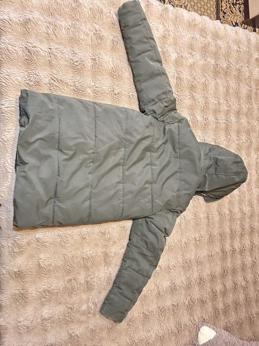 Куртка на хлопчика. На зріст 146 см.