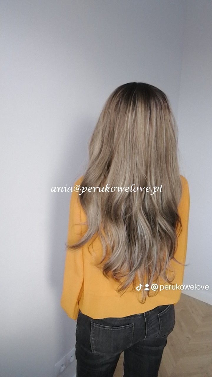 Peruka lace front mix blondów i brązów włosy na co dzień