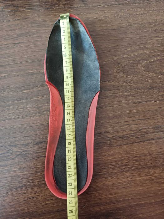 Шкіряні фірмові туфлі гарний стан 37 розмір