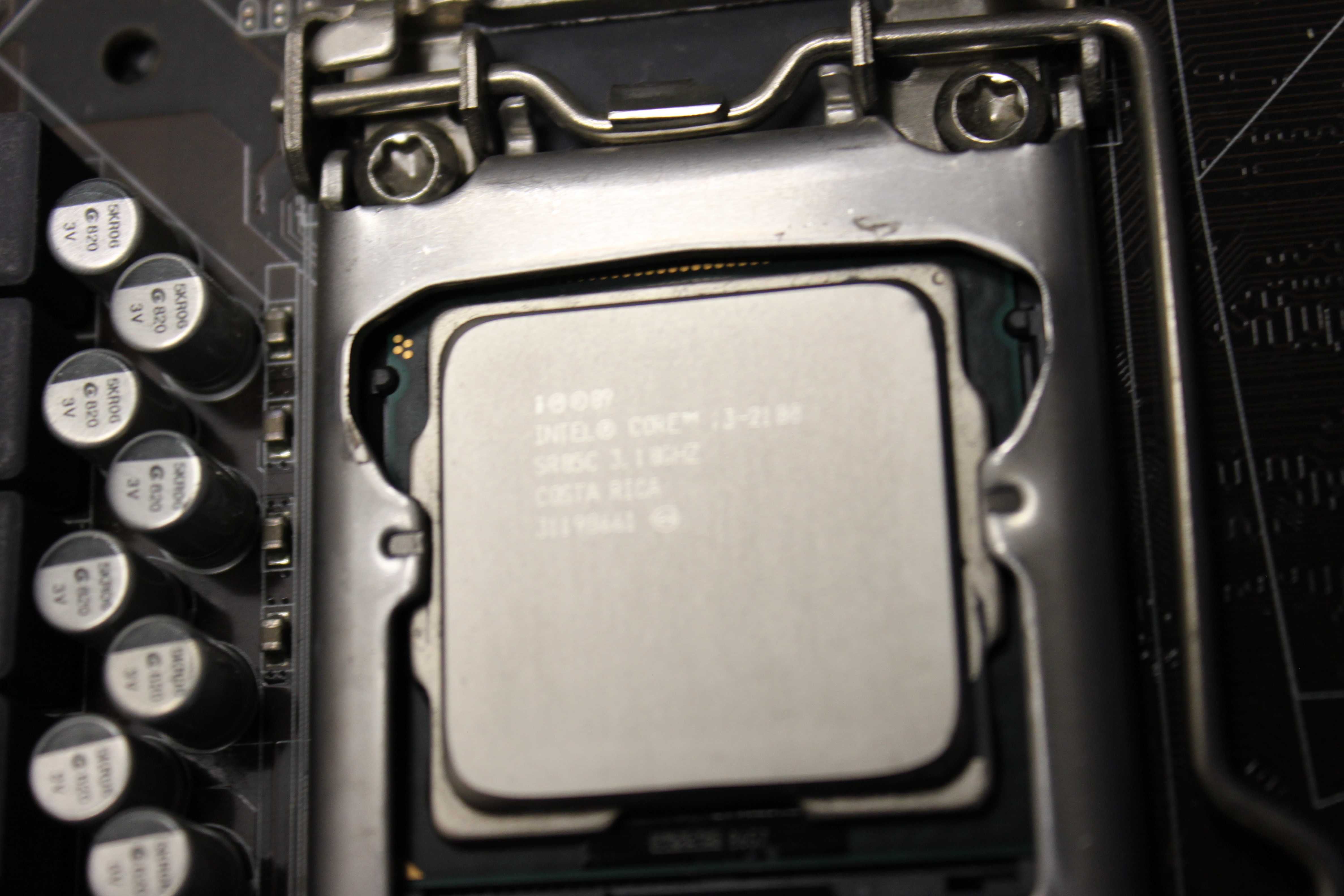 płyta główna  z procesorem Intel i3  pamięci RAM stan sprawny