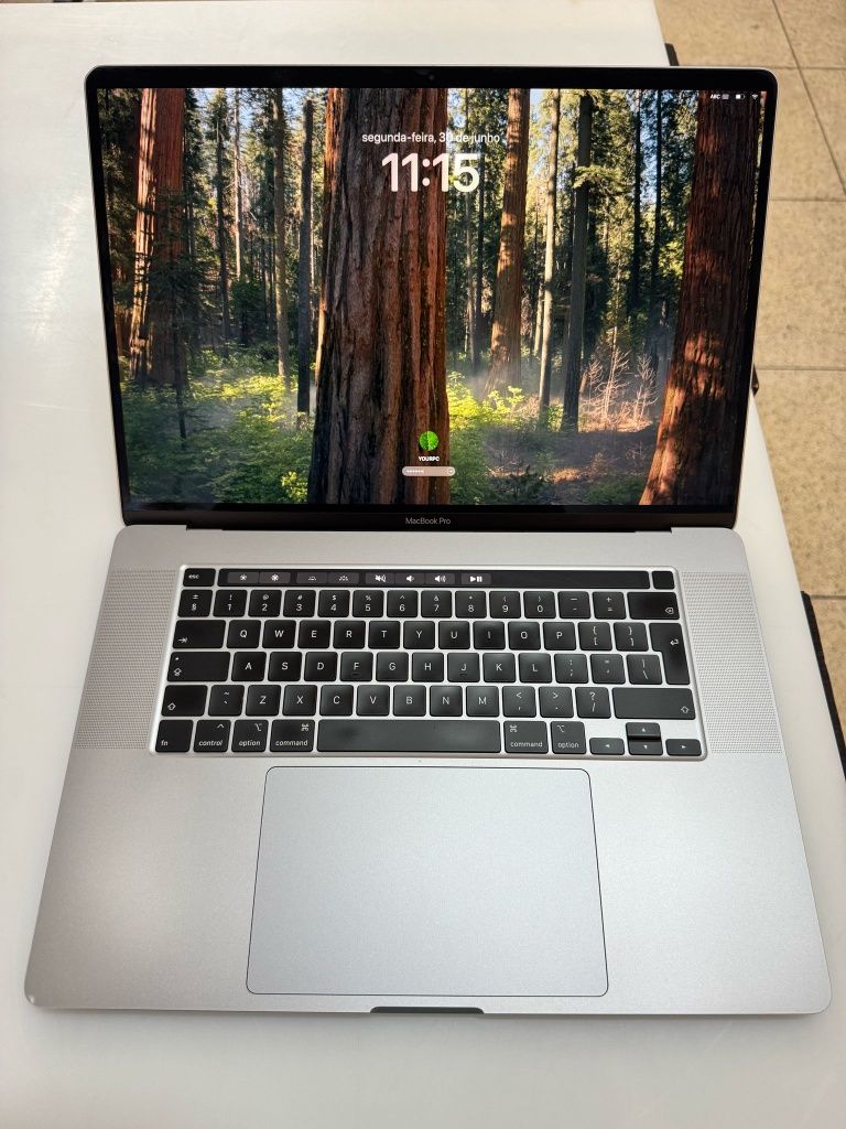 Portátil MacBook pro 2019 1tb