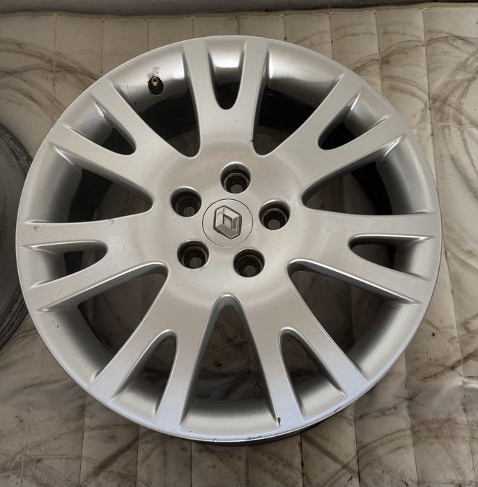 Felgi aluminiowe Renault OE 7jx17” 5x108 Espace IV Laguna II