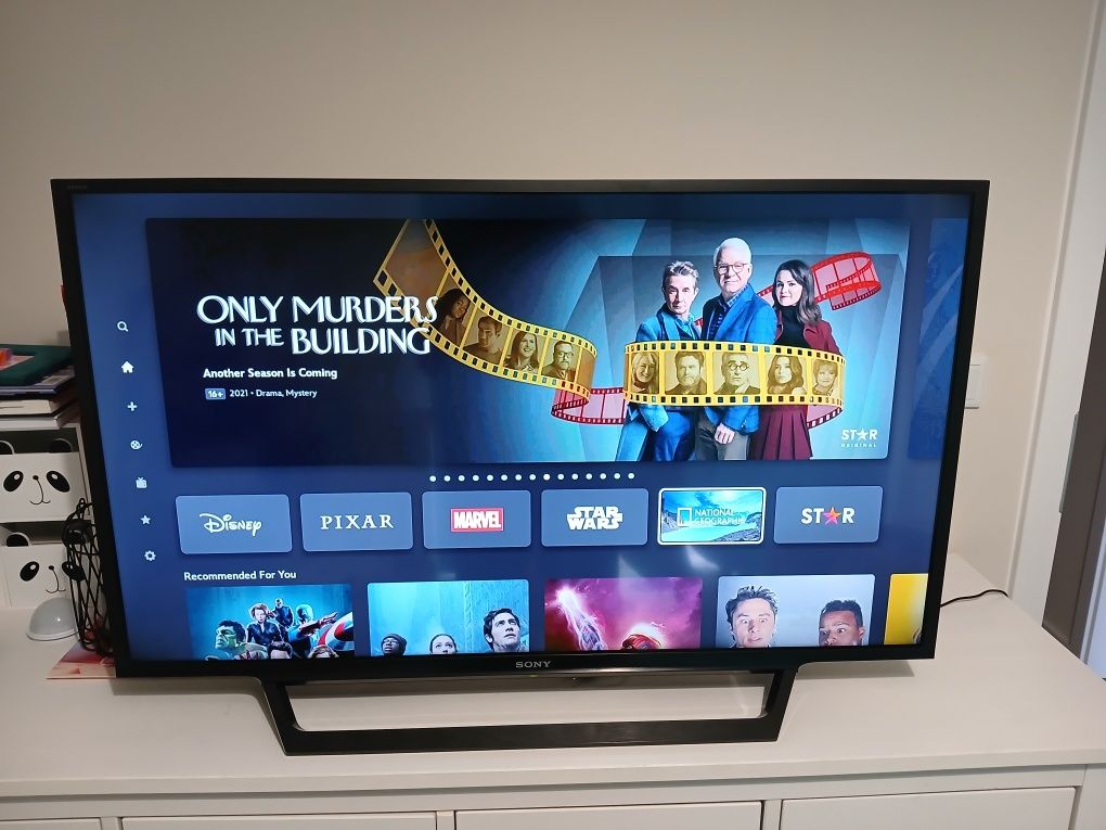 Telewizor Sony Android YouTube Netflix Wifi polecenia głosowe 200hz