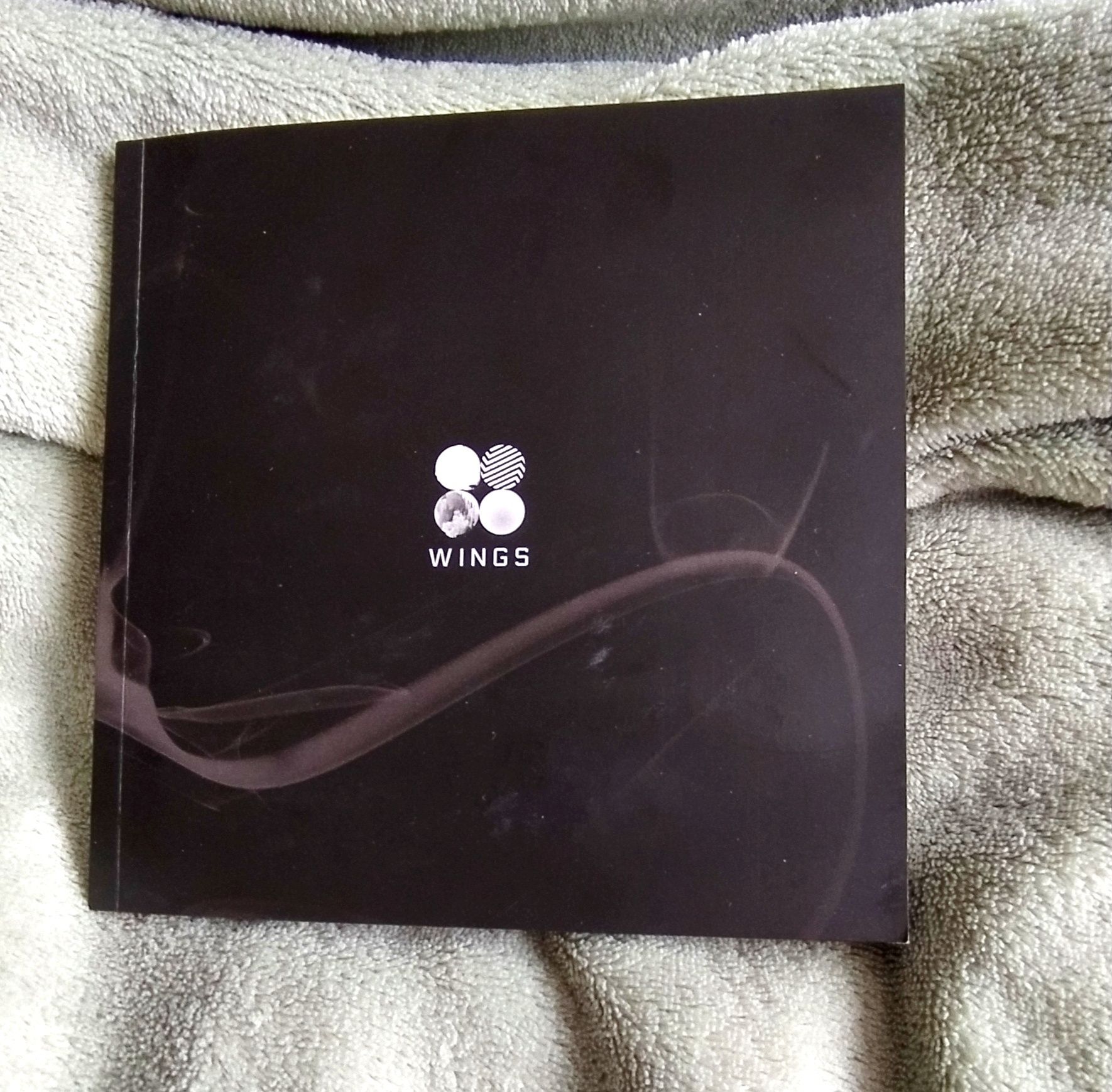 Album BTS WINGS ver. N +karta