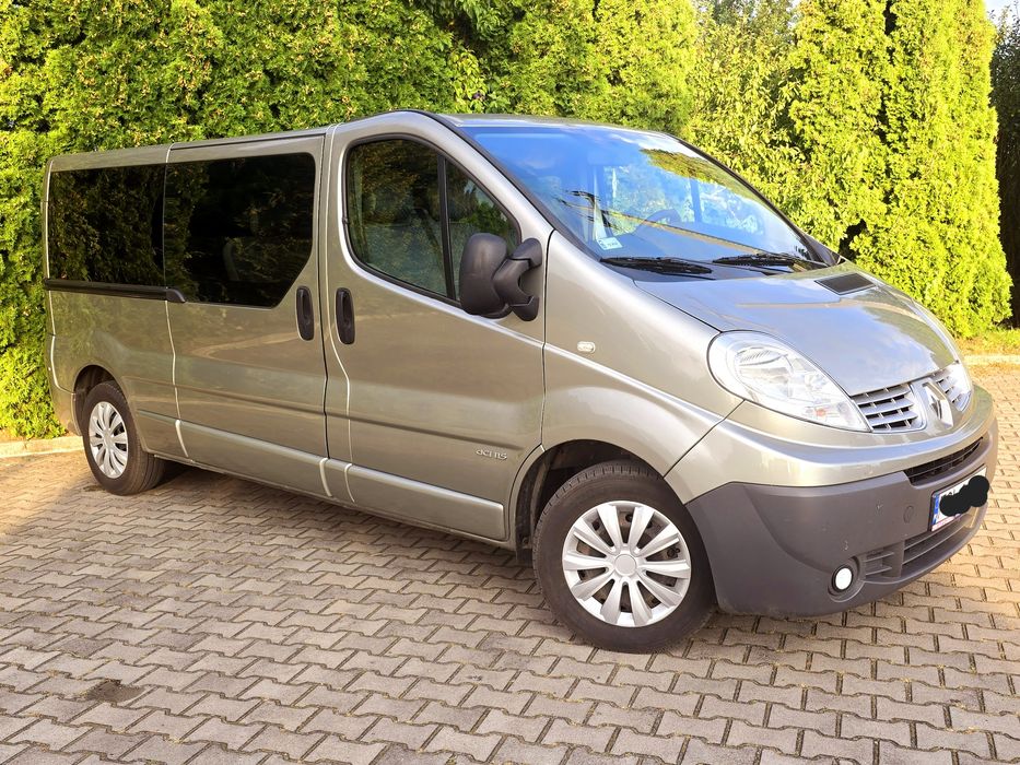 Renault trafic Long Passenger 9 osob ,skrzydełka/zamiana