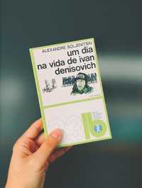 Um Dia na Vida de Ivan Denisovich (Alexander Soljenítsin)