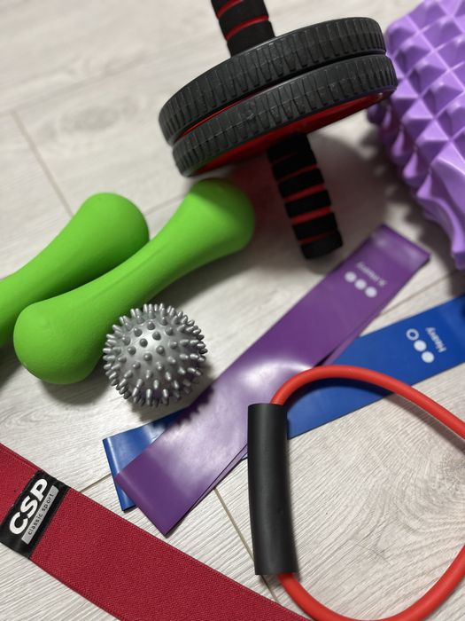 Набір спортивного спорядження на домашніх тренувань