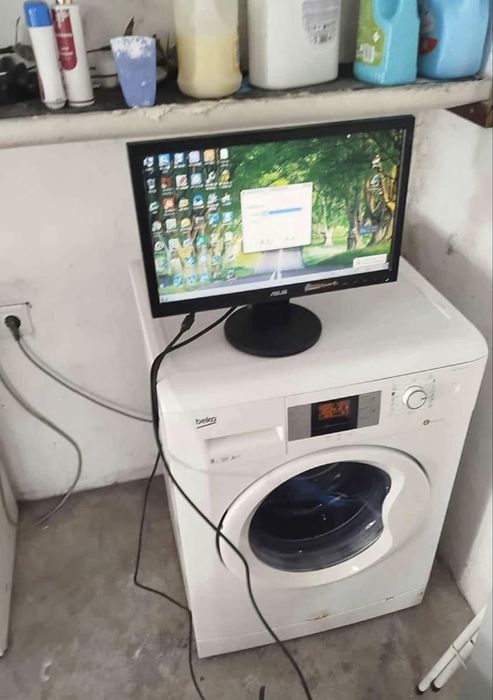 Monitor da marca asus