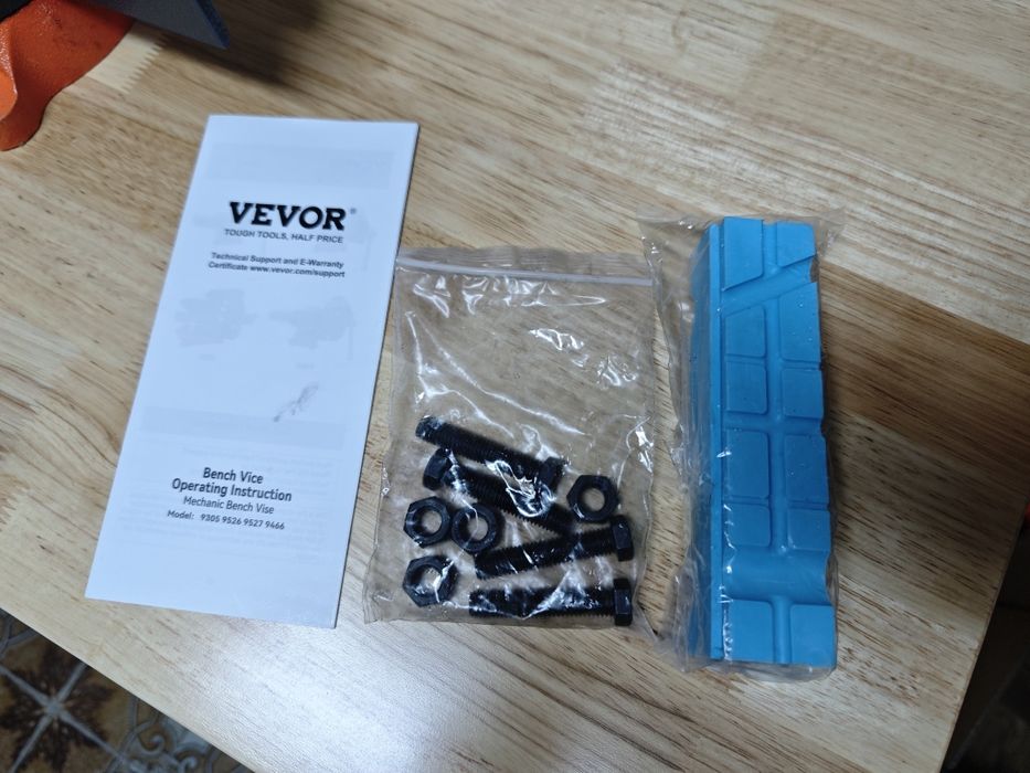 Torno de bancada Vevor 6 polegadas (Novo na caixa)