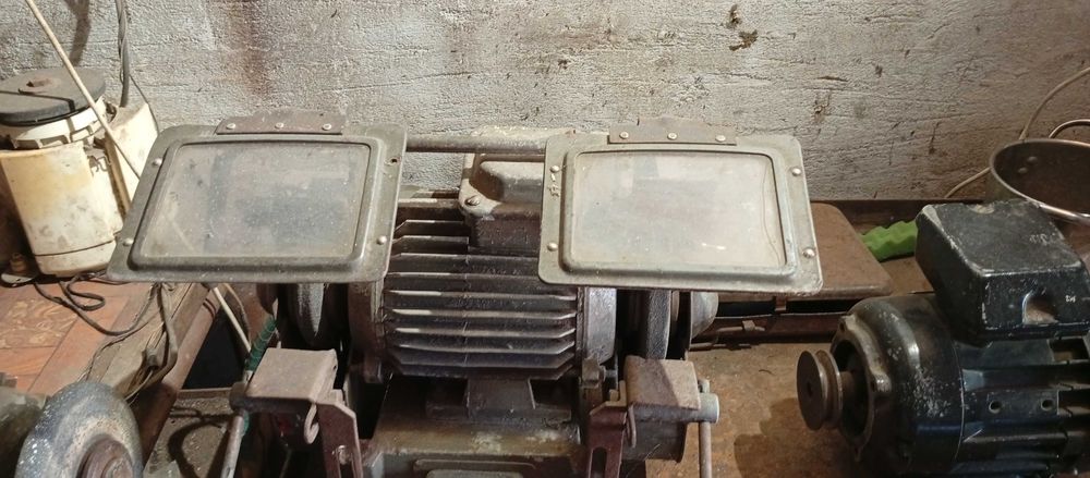 Электро двигатель асинхронный!