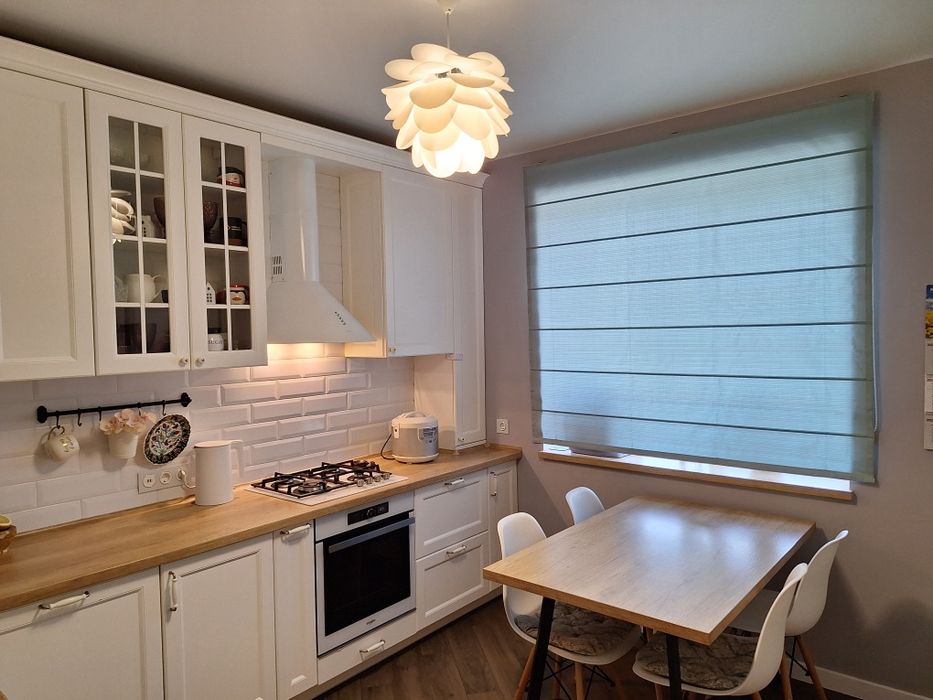 Продам евротрикімнатну з терасою Буча Власник