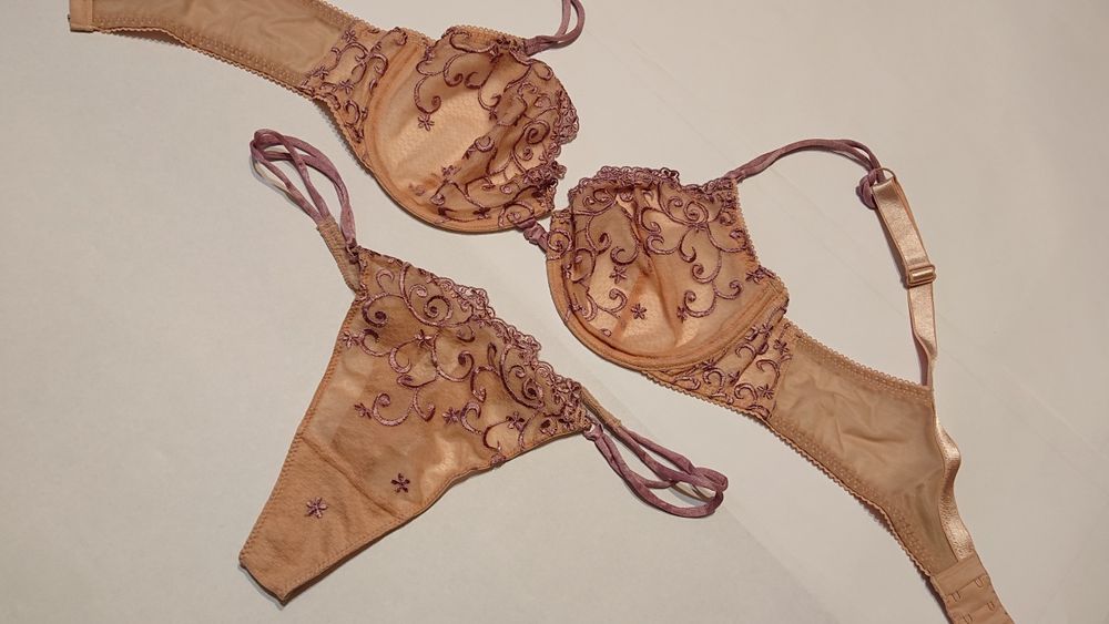 Комплект нижнее белье Victoria's Secret M L трусики бюстгальтер