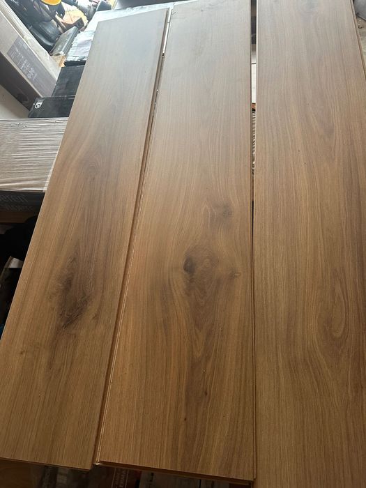 Panele podłogowe Bourgogne Oak deska 25m