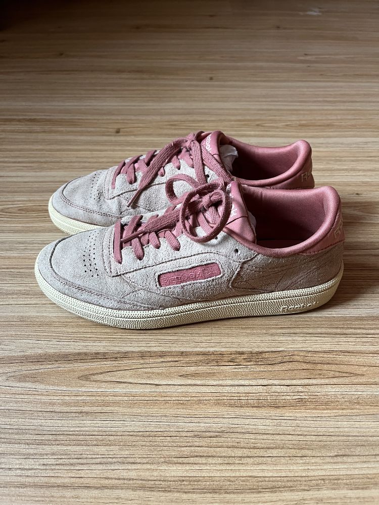 Кросівки reebok club c 37 розмір