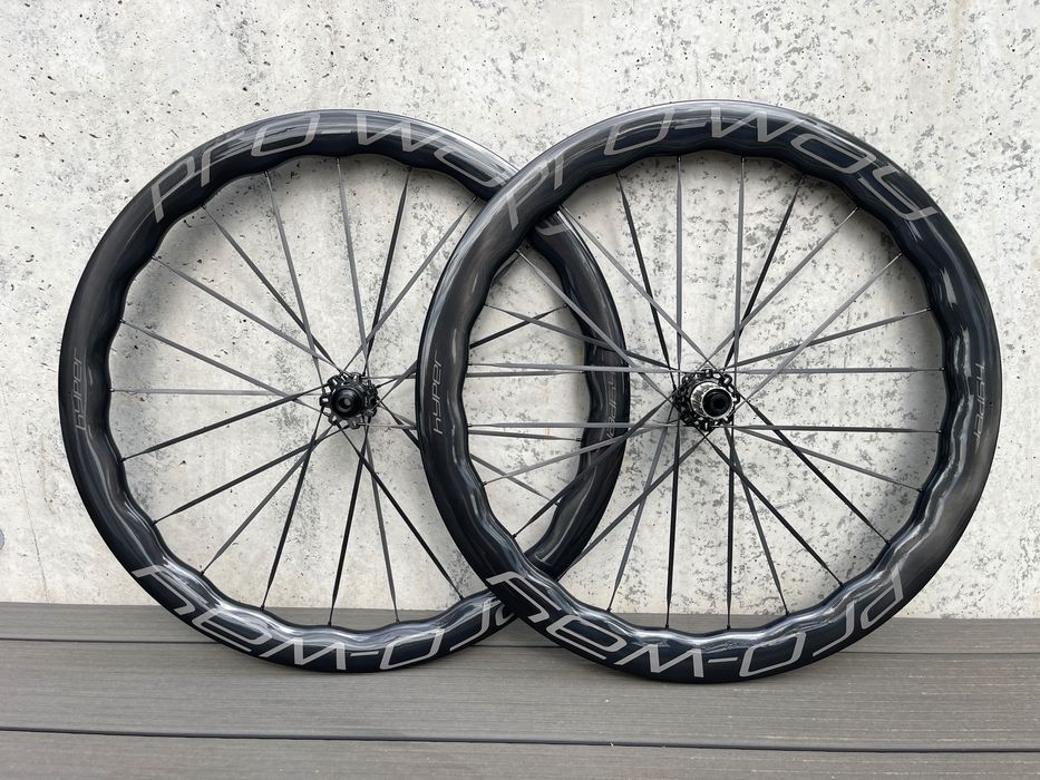 Koła karbonowe carbon szosowe PRO-WAY HYPER 50 1360g szprychy CARBON
