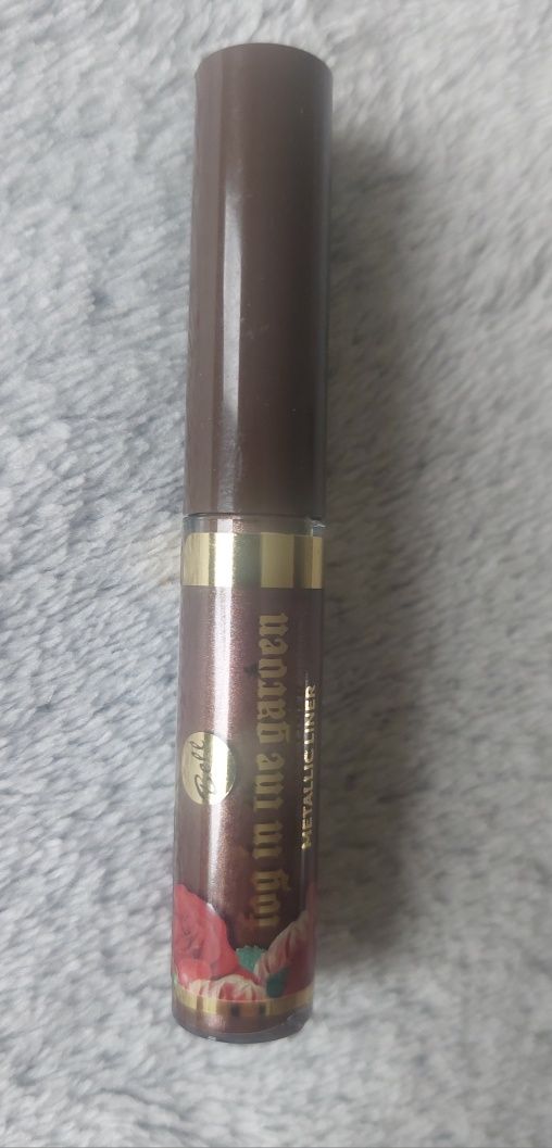 Bell x Fog in the Garden Metallic Liner 01 Black