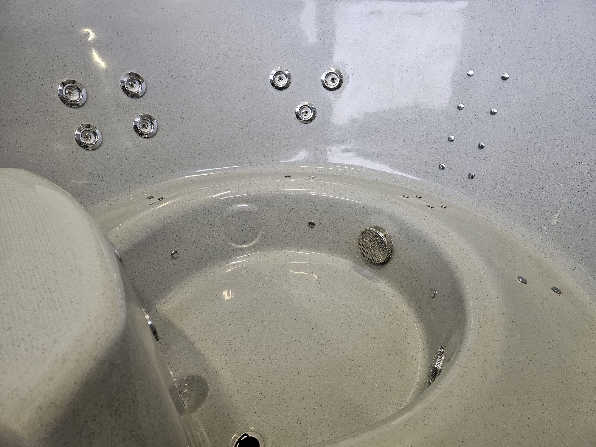 Balia 225 cm 8 osób HOT TUB Bania jacuzzi wanna ogrodowa
