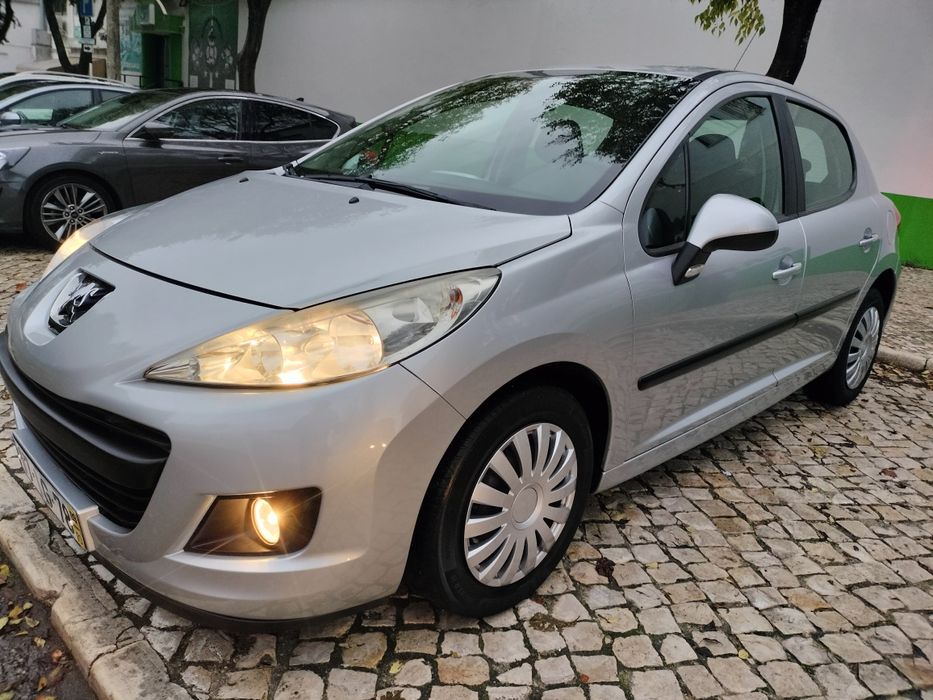 Peugeot 207 Impecável