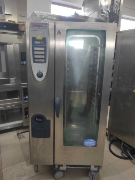 Пароконвектомат. Пароконвектомат Rational.  Rational SCC 201. 2007.