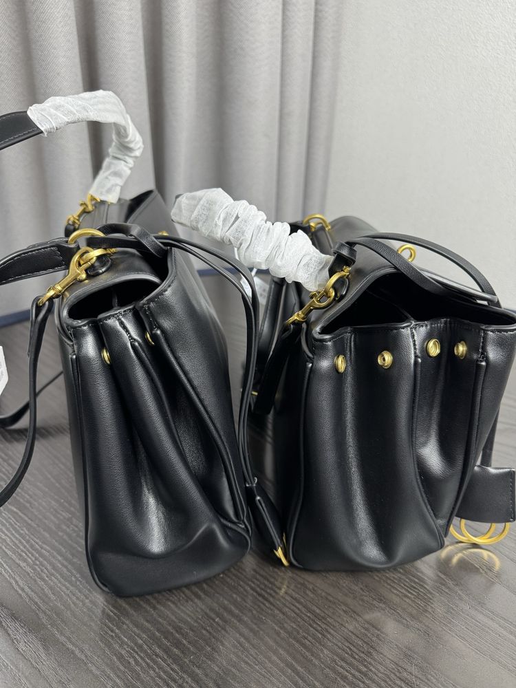 Сумка Balenciaga Rodeo
