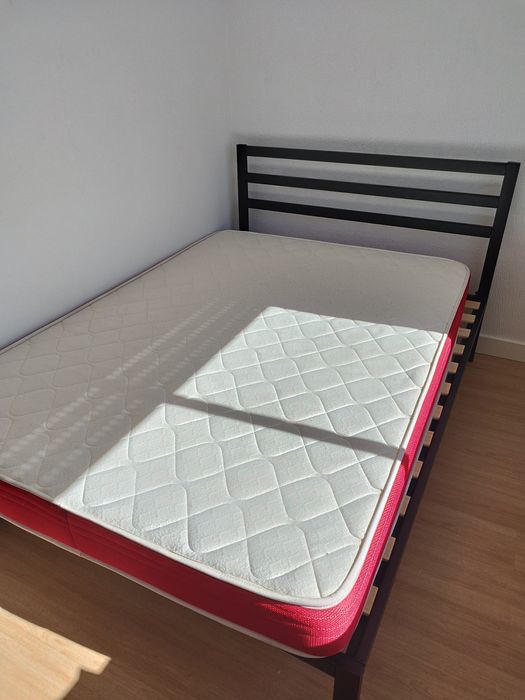 Cama Zinus 135x 190 / colchão viscoelástico 135x190