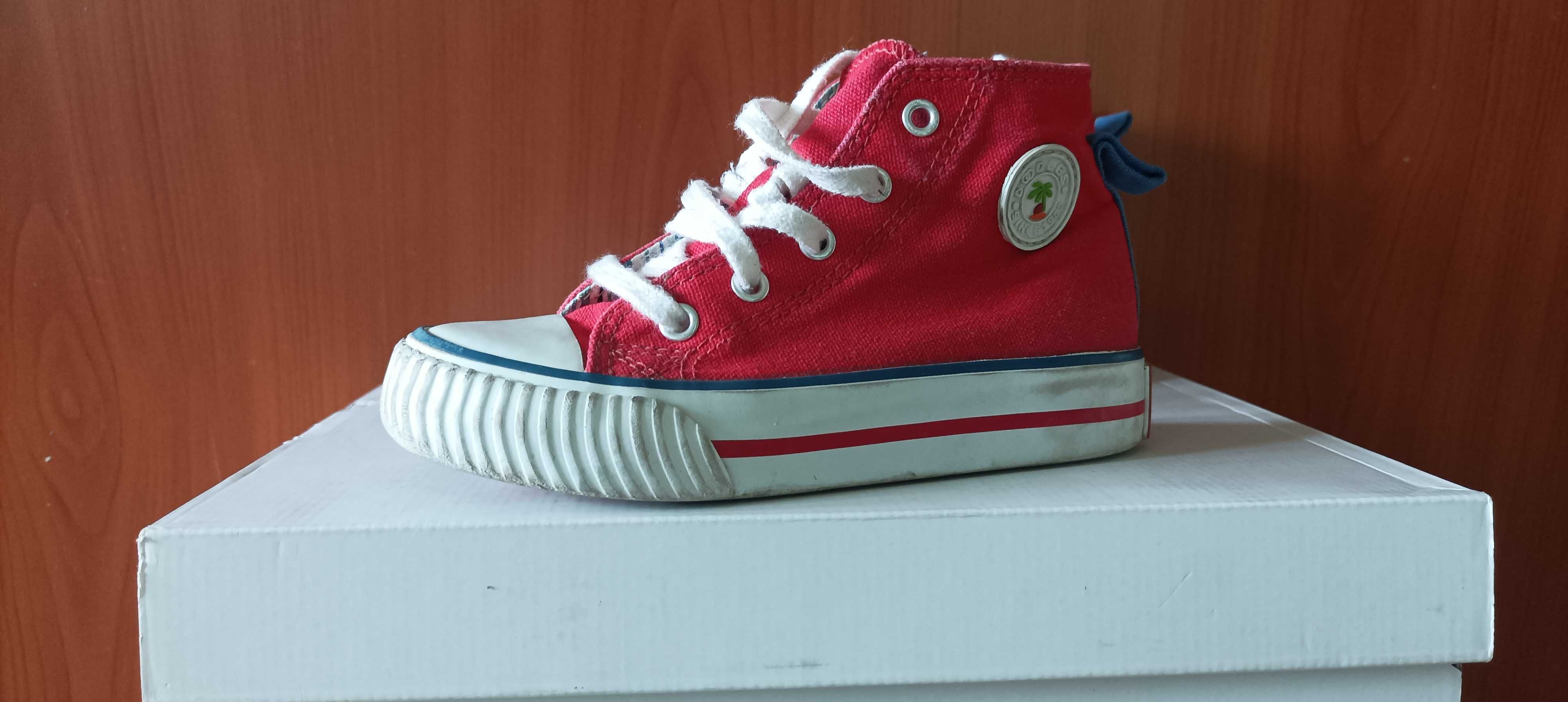 Czerwone trampki