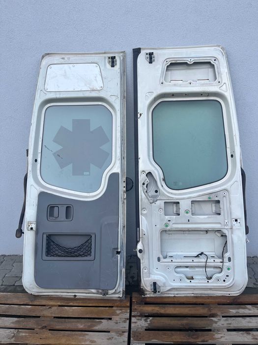 Komplet Drzwi Tylnych Mercedes Sprinter W906 KPA2581-07