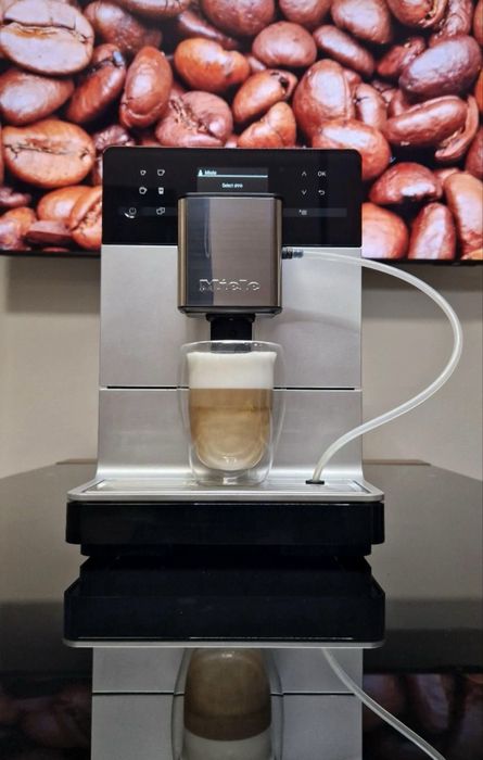 Кавомашинка Miele  CM 5510