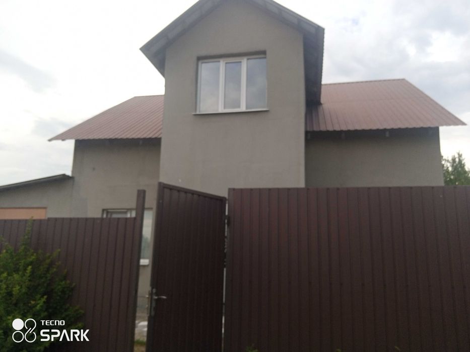 Продаю коттедж современной постройки гМерефа тихий центр р-н ЦРБ