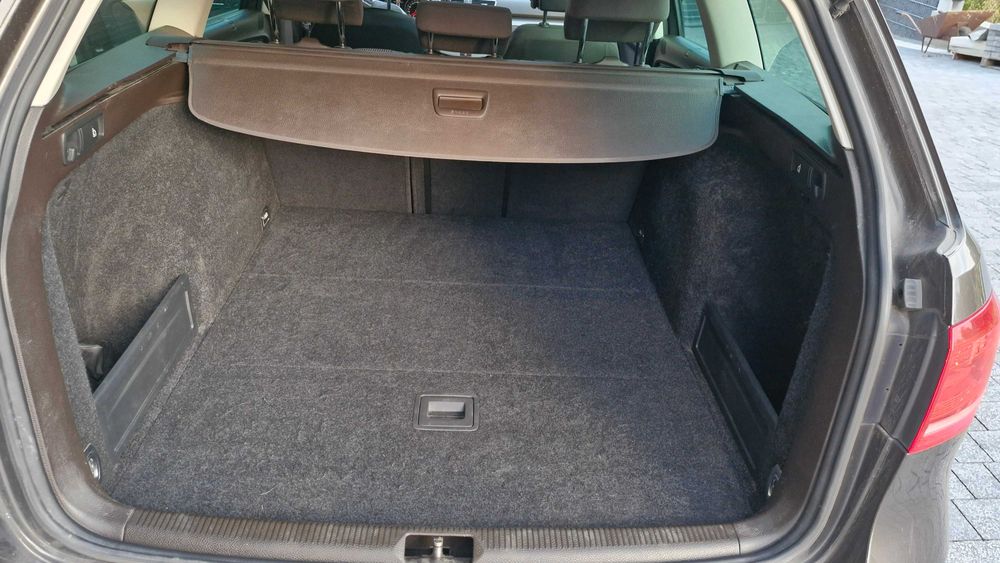 VW Passat B7 Kombi- 2.0 TDI, 140KM Blue Motion Comfortline 2011r.