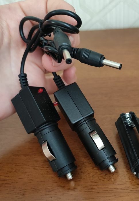 Адаптери автомобільні в прикурювач 12V (н-р 2шт)